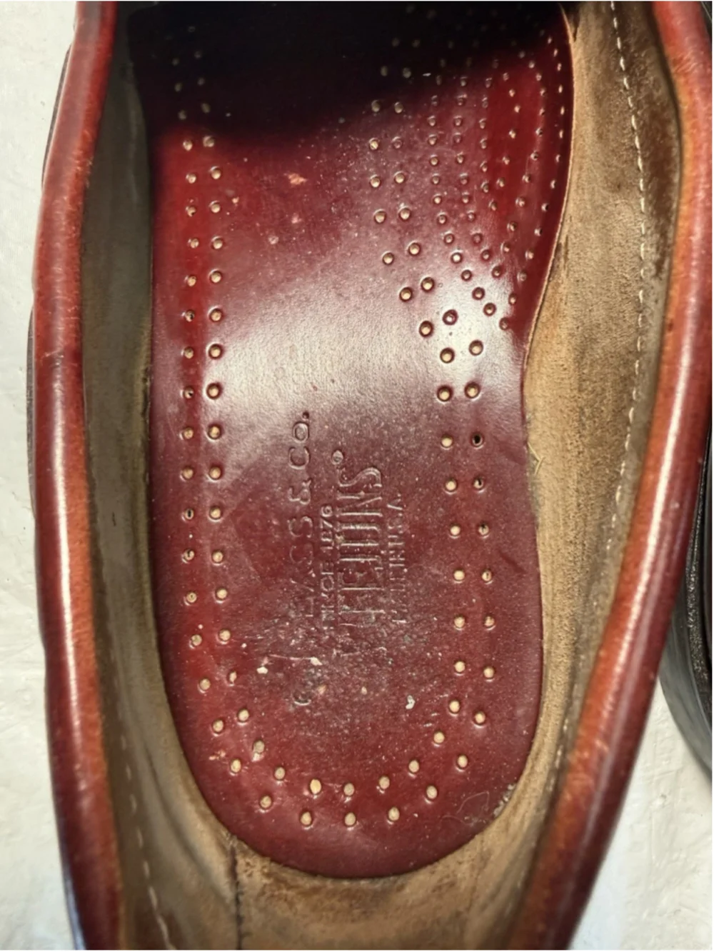 G.H. Bass & Co. Weejuns Logan Shoes Mens Size 9 M Leather Penny Loafers